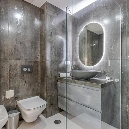 Apartment Puerto Marina Luxury 2bdr With Sea View